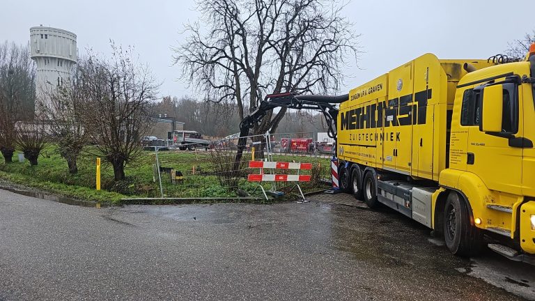 Kabels en leidingen vrijmaken